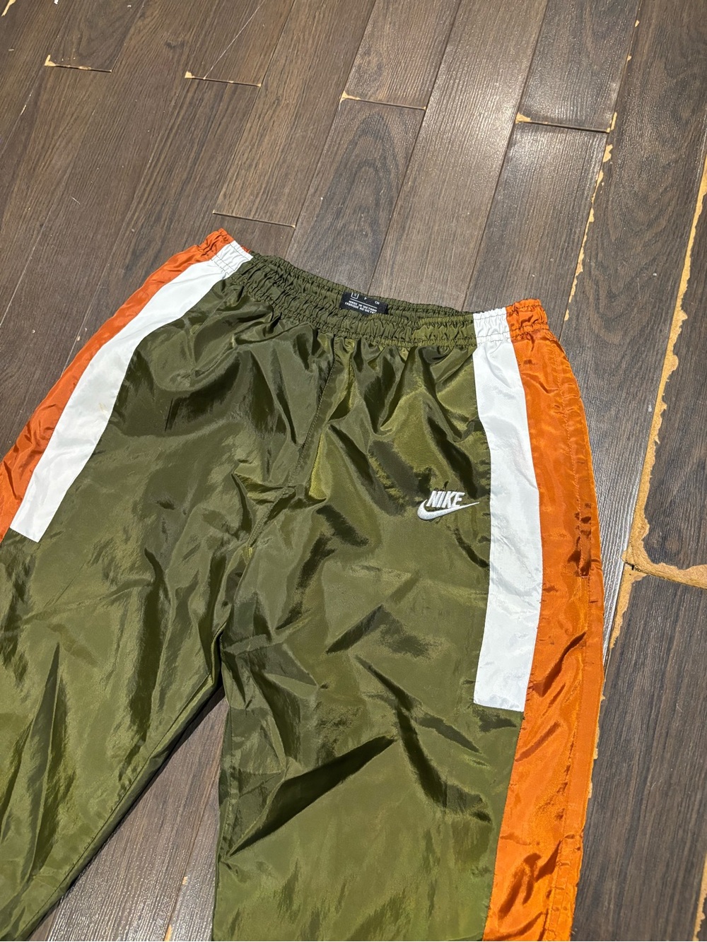 Nike Green and Orange Jogging Trackpants - Picture 2 of 4